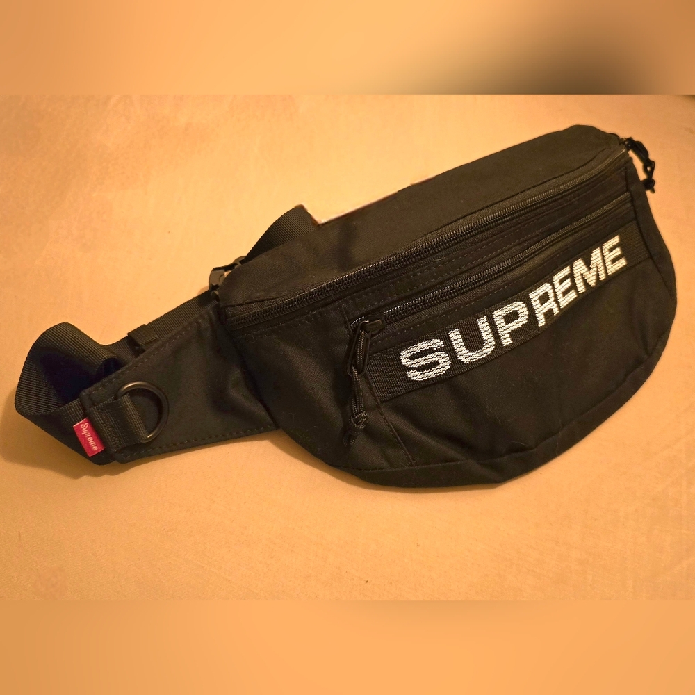 Supreme SS23 Military Waist Bag Black